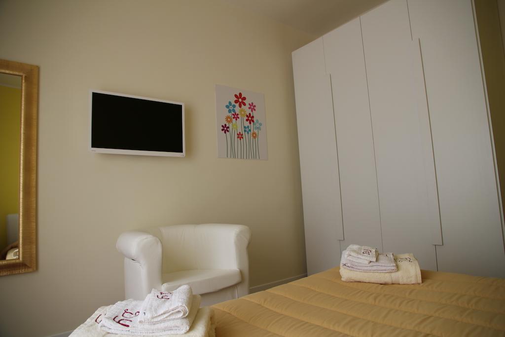 Domus Yenne Suites Cagliari Kültér fotó